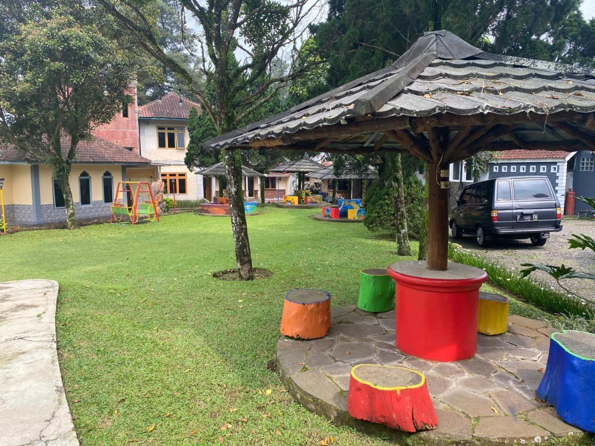 Hotel Puspa Sari Ciater Kültér fotó