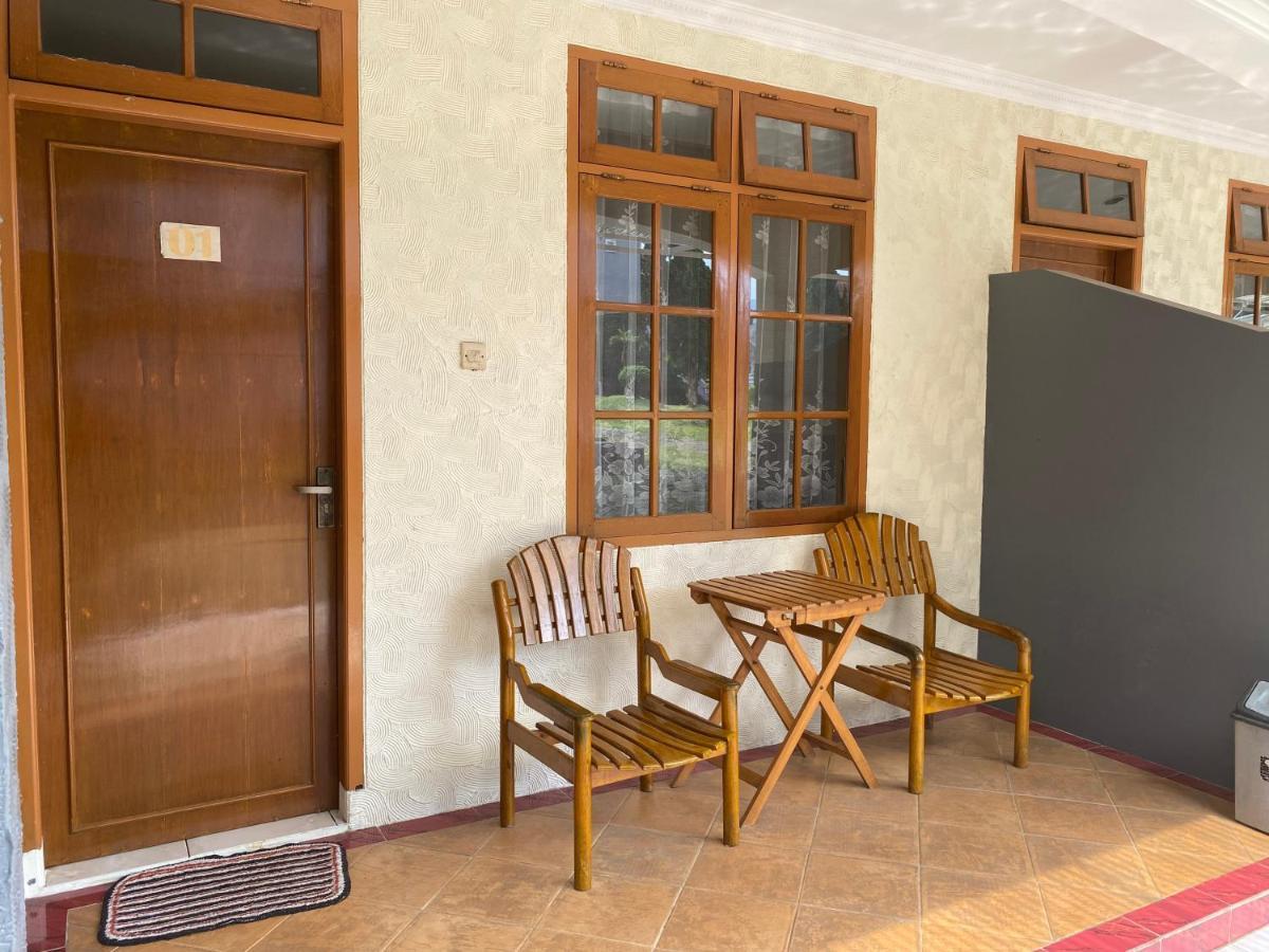 Hotel Puspa Sari Ciater Kültér fotó