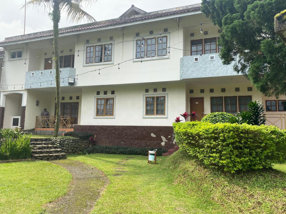 Hotel Puspa Sari Ciater Kültér fotó