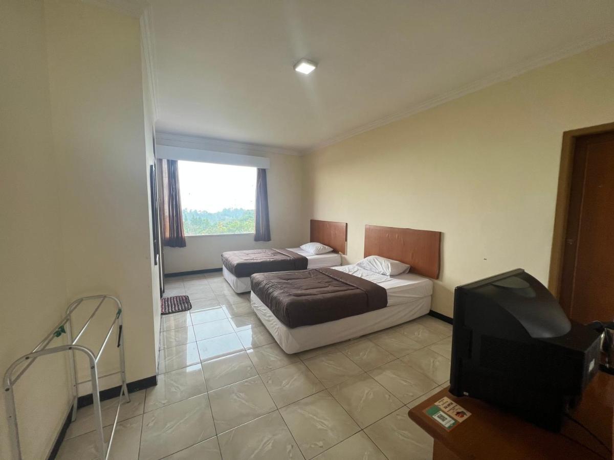Hotel Puspa Sari Ciater Kültér fotó